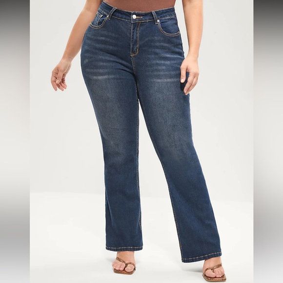 Bootcut Very Stretchy Mid Rise Medium Wash Sculpt Waist Jeans - Picture 2 of 5